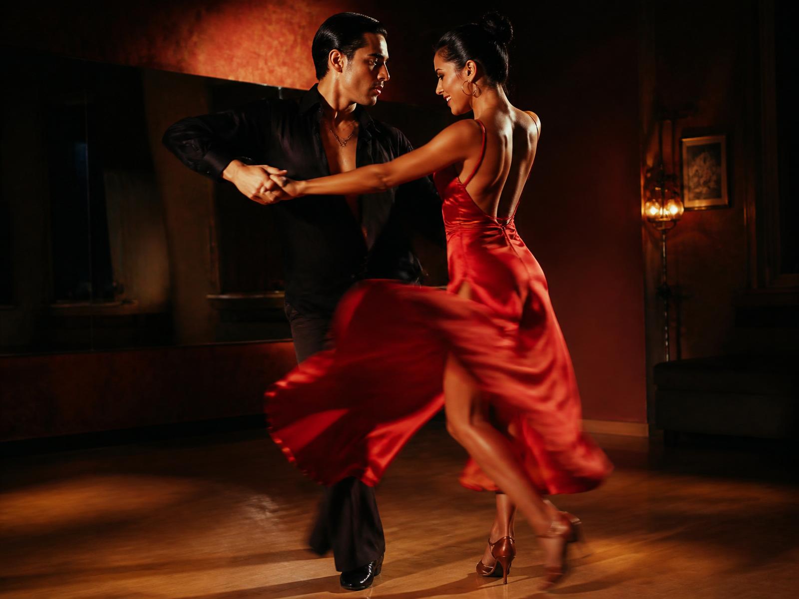 Salsa couple dancing